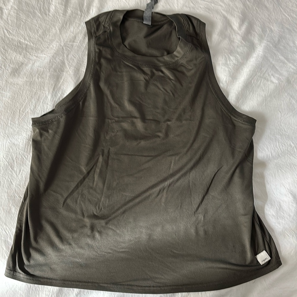 Vuori Crop Top